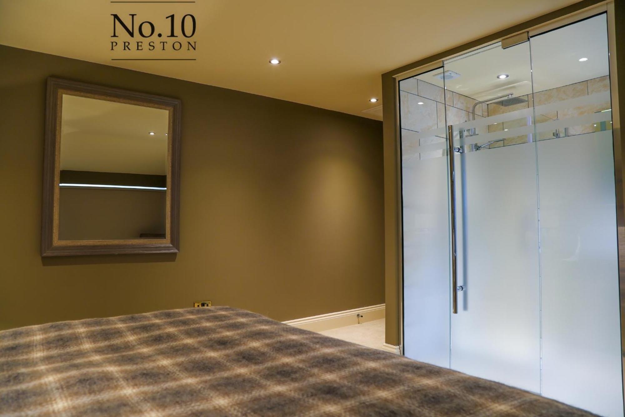 No.10 Preston Hotel Preston  Ngoại thất bức ảnh